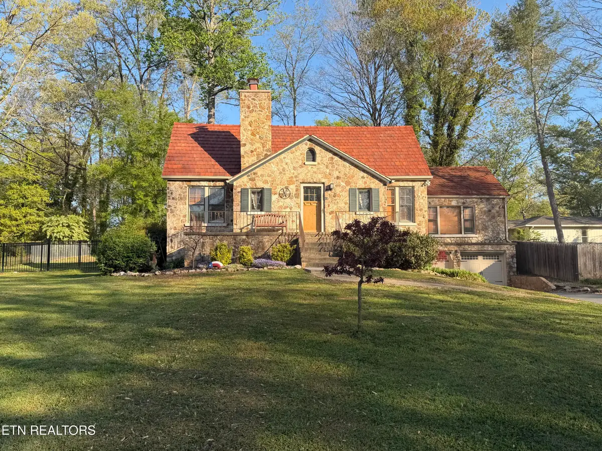 801 Kesterson Rd, Knoxville, TN 37918 - #1