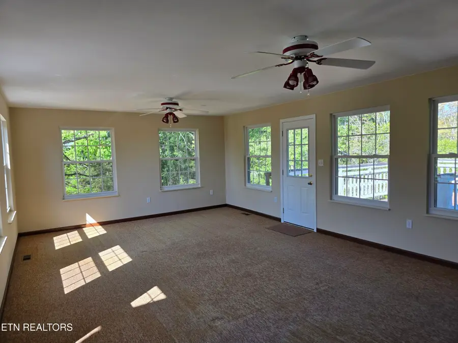 3602 Holland Tr, Lenoir City, TN 37772 - #2