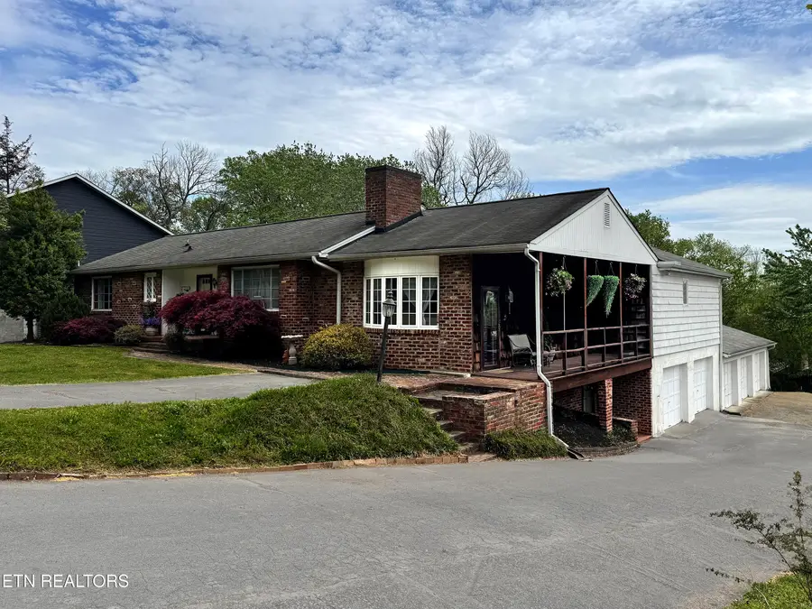 2802 Mineral Springs Ave, Knoxville, TN 37917 - #3