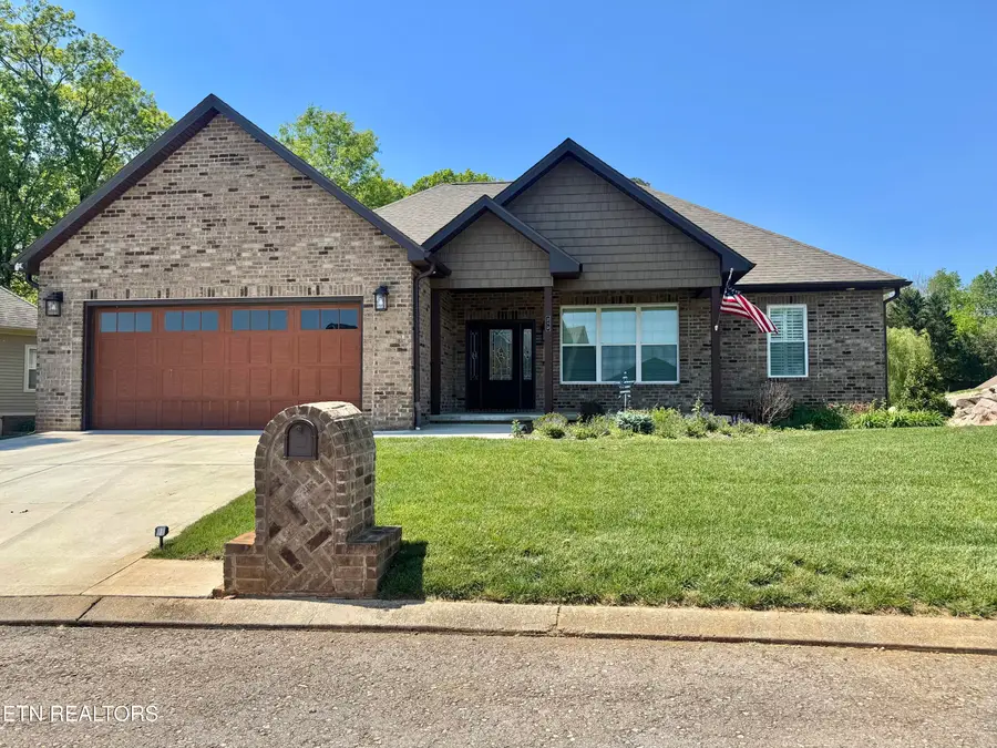 212 Waters Edge Way, Lenoir City, TN 37771 - #2
