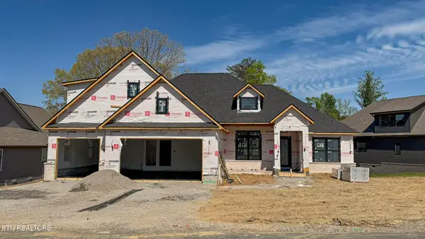 159 Elokwa Way, Loudon, TN 37774