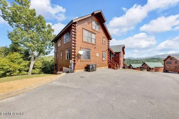 2835 White Oak Ridge Lane, Sevierville, TN 37862