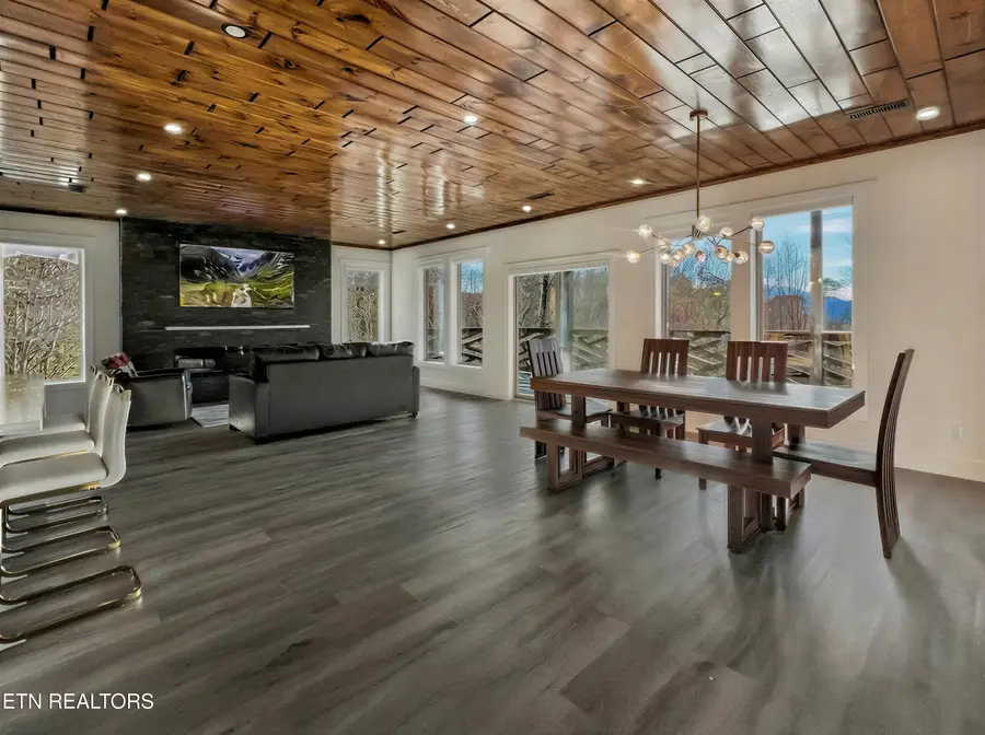 1924 Walker Tr, Sevierville, TN 37876 - #3