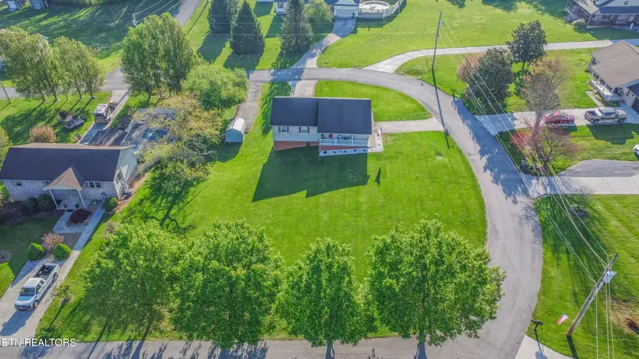 127 Courtney Circle, Cumberland Gap, TN 37724 - #2