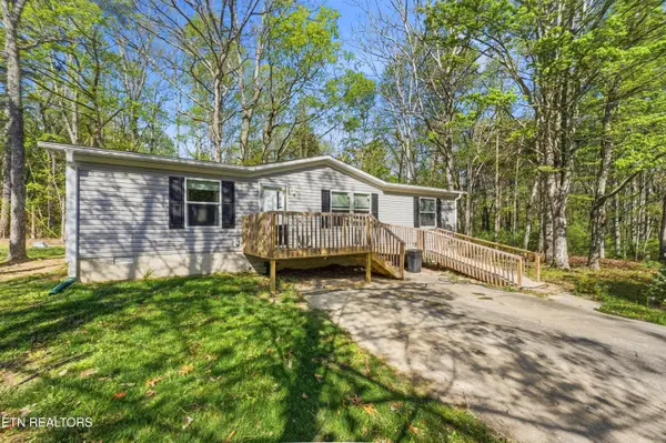 339 Rugby Rd, Crossville, TN 38558