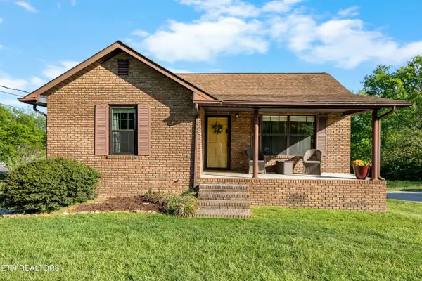 939 Fowler St, Clinton, TN 37716