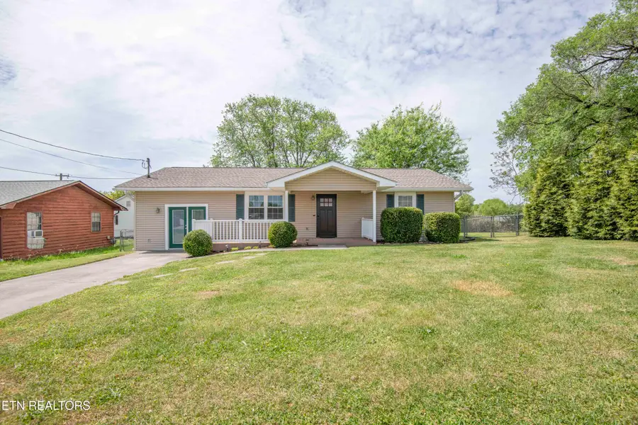 207 N 6th St, Maryville, TN 37804 - #2