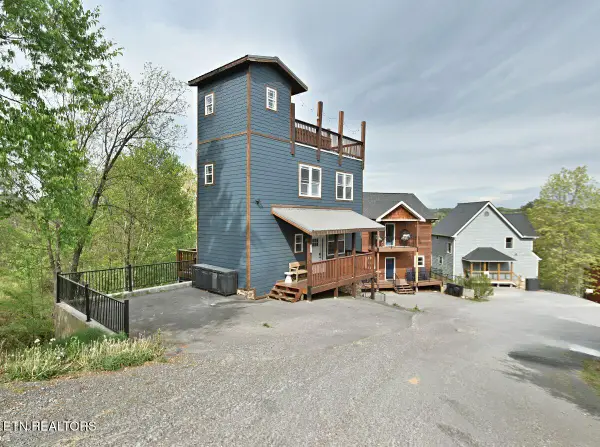 419 Stone Ridge Way, Pigeon Forge, TN 37863