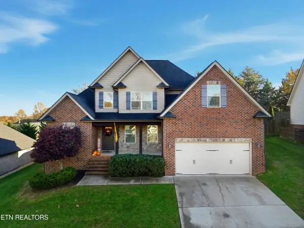 1316 Fox Ridge Drive, Powell, TN 37849