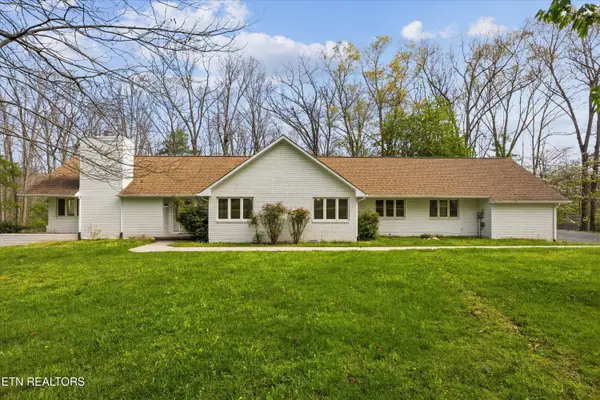 696 Laurel Circle, Crossville, TN 38555