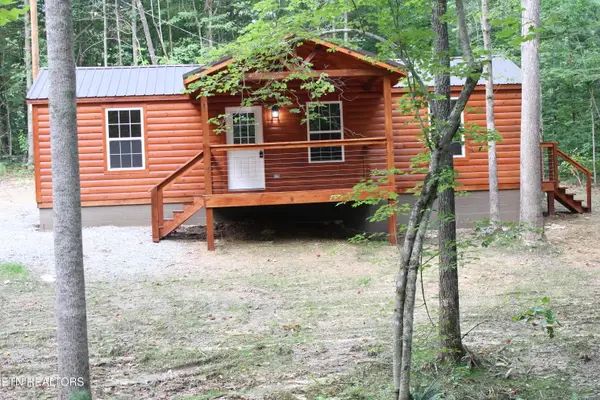 137 John Cox Rd, Deer Lodge, TN 37726