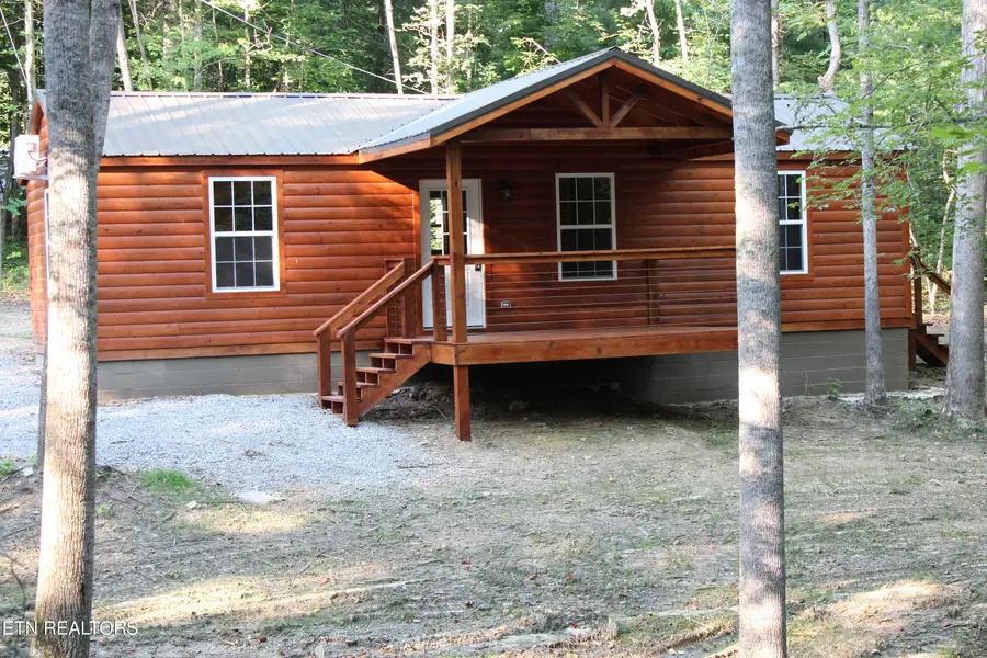 137 John Cox Rd, Deer Lodge, TN 37726 - #2