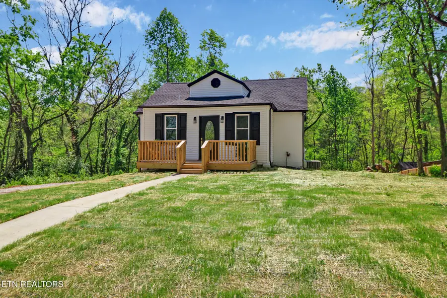 4233 Old State Rd, Knoxville, TN 37914 - #2