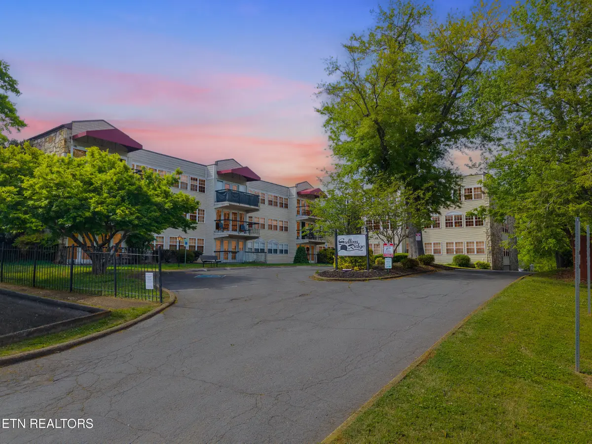 2749 Sullins St #211, Knoxville, TN 37919 - #1