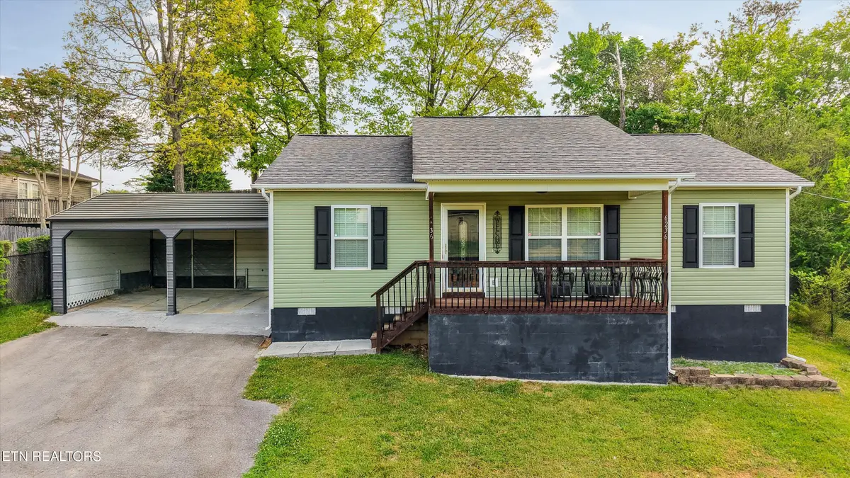 6236 Pleasant Ridge Rd, Knoxville, TN 37912 - #1