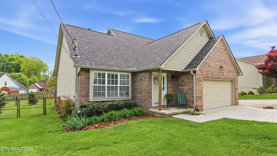 7412 Kilbridge Drive, Knoxville, TN 37924 - #2