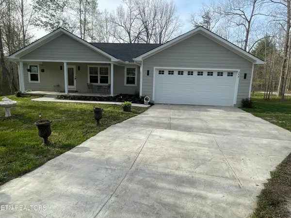 359 Youngs Ford Rd, Jamestown, TN 38556