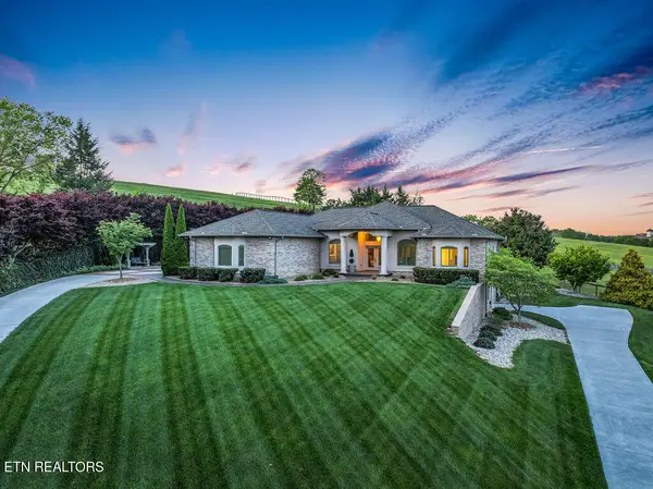 1448 Hirst Circle, Lenoir City, TN 37772