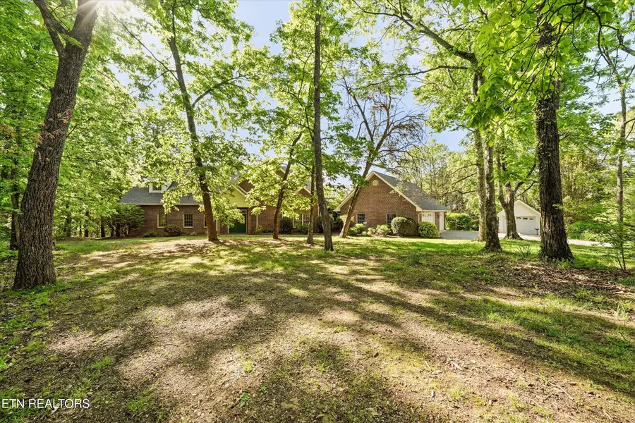 2168 Ranch Rd, Dandridge, TN 37725 - #2