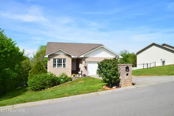 1756 Meadow Ridge Circle, Sevierville, TN 37862