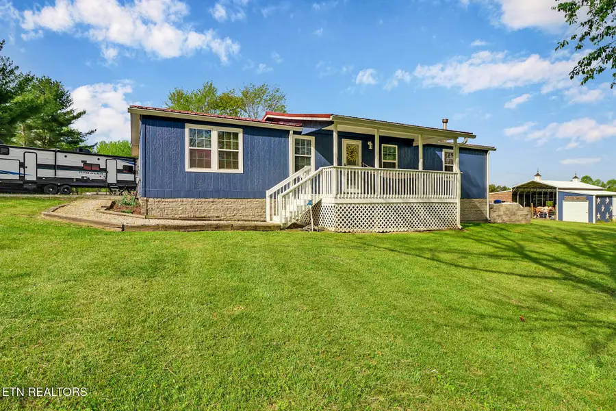 110 James Henry Rd, Deer Lodge, TN 37726 - #3