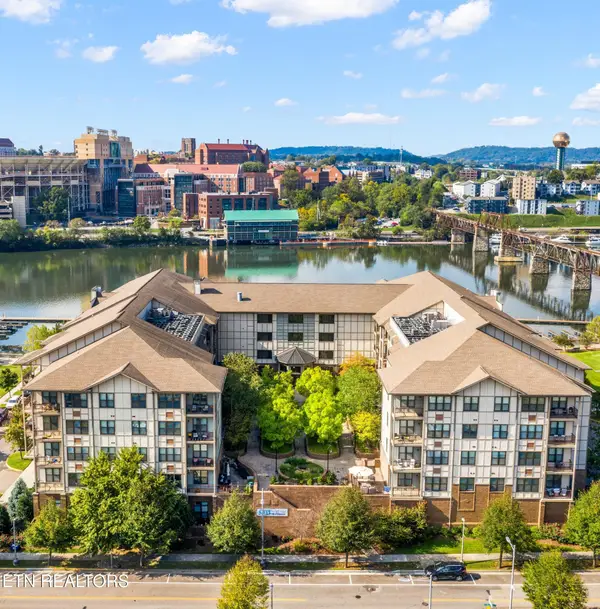 445 W Blount Ave #105, Knoxville, TN 37920