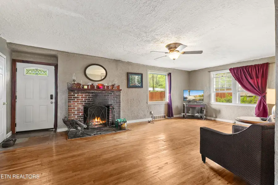 305 Gilbert Lane, Knoxville, TN 37920 - #3