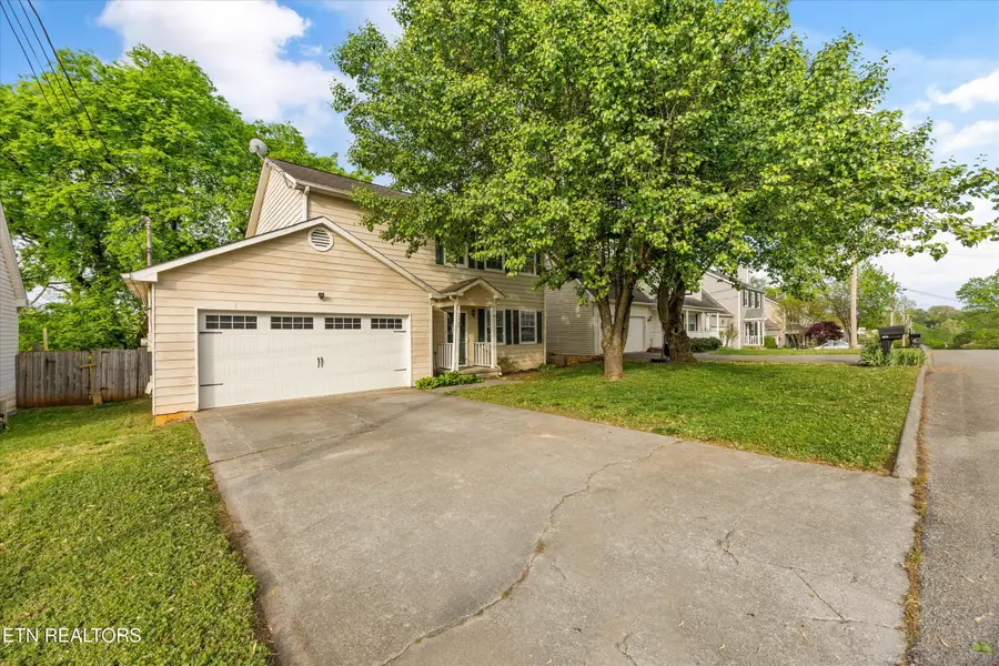 1365 Woodridge Drive, Knoxville, TN 37919 - #2