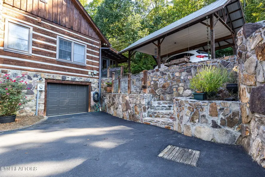 1750 Ambrose Lane, Dandridge, TN 37725 - #2