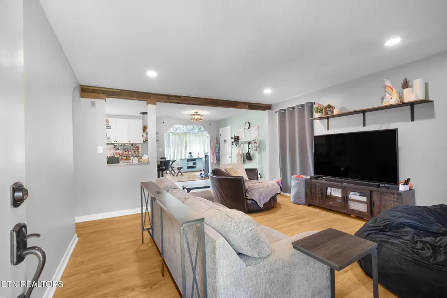 105 Henley Rd, Oak Ridge, TN 37830 - #3