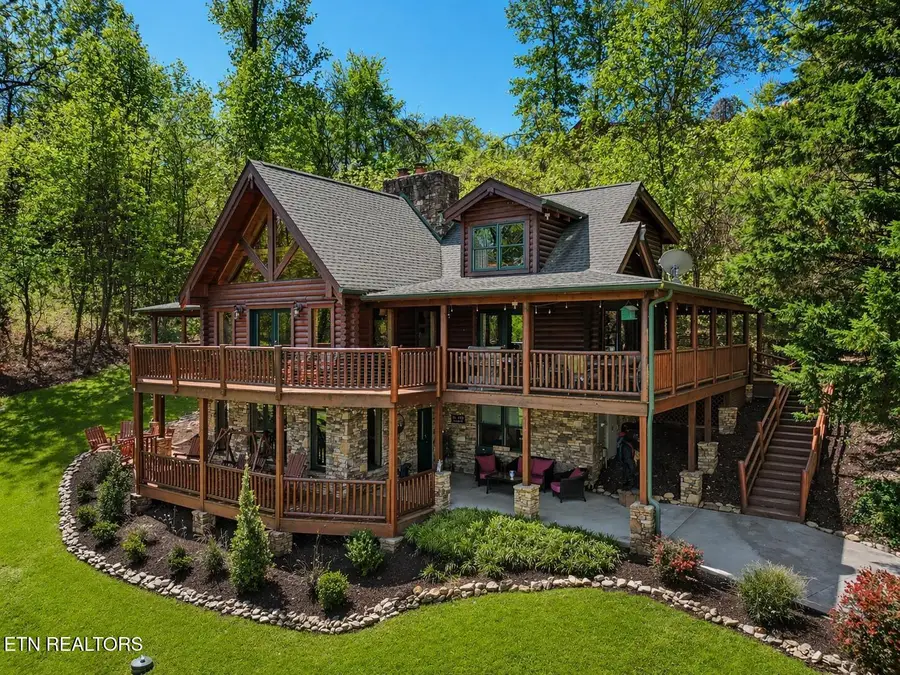 2414 Walnut Cove Way Way, Sevierville, TN 37862 - #2