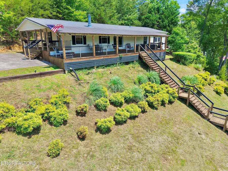 1059 Dean Circle, Dandridge, TN 37725 - #2