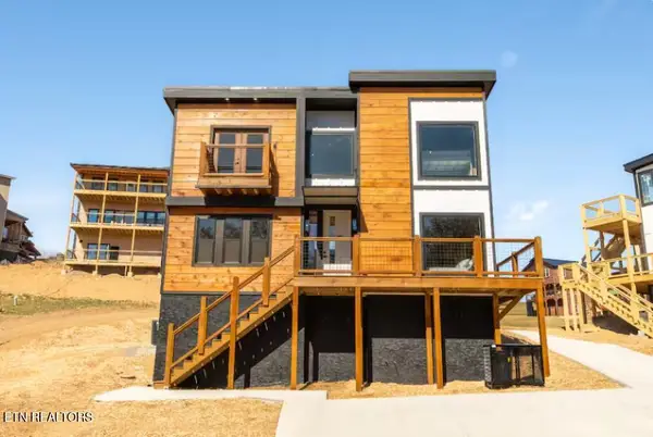 717 Bullwinkle Way, Sevierville, TN 37862