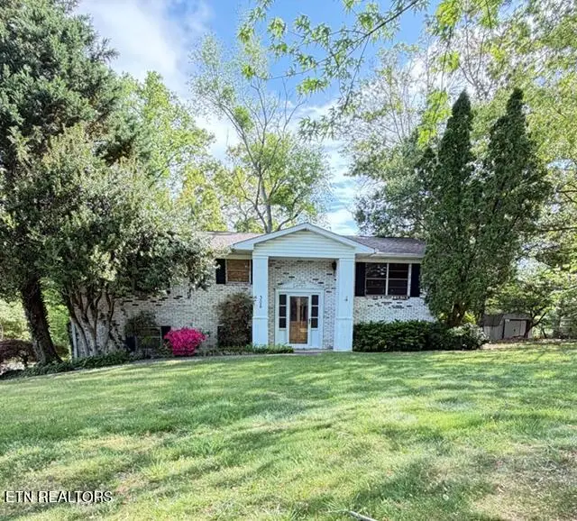 306 Sherwood Drive, Maryville, TN 37801 - #1