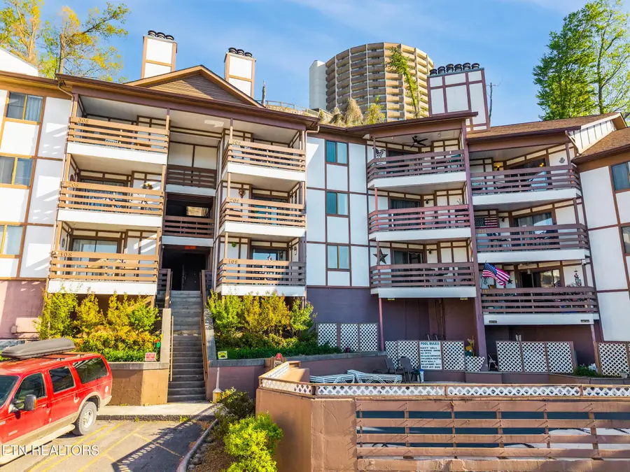 616 Turkey Nest Rd #APT 311, Gatlinburg, TN 37738 - #2