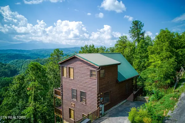 2251 Upper Middle Creek Rd #4, Sevierville, TN 37876