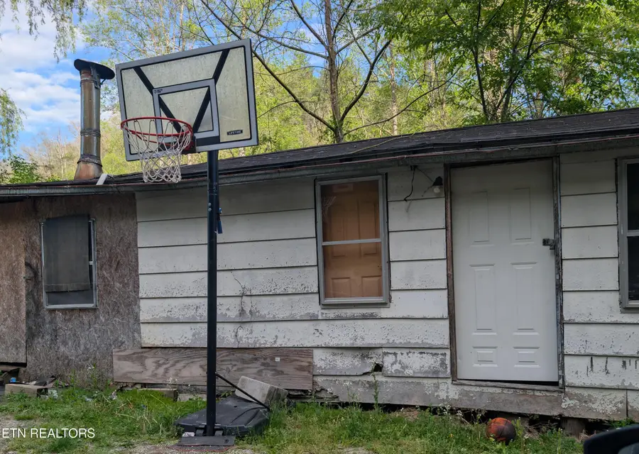 116 Hwy 3448, Stoney Fork, KY 40988 - #3