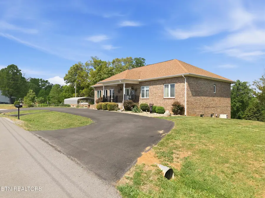 446 Gaut Rd, Dandridge, TN 37725 - #3