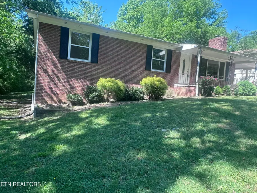 2516 Wayland Ave, Knoxville, TN 37914 - #3