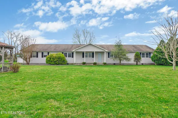 1048 Deep Draw Rd, Crossville, TN 38555