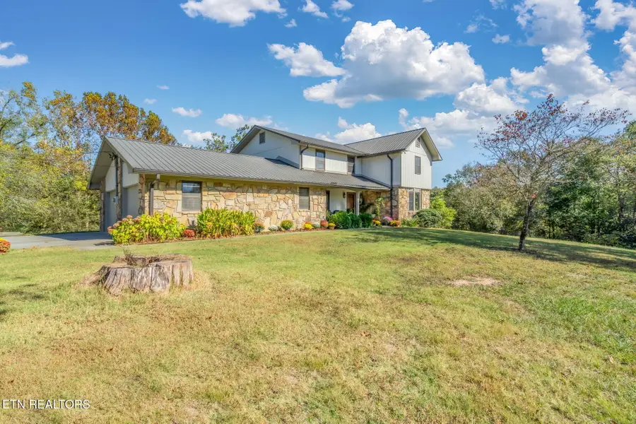 1423 Hopewell Rd, Knoxville, TN 37920 - #2