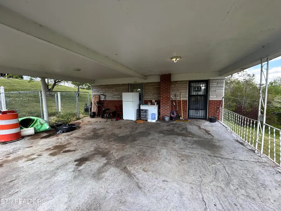 225 Rose, Tazewell, TN 37879 - #3