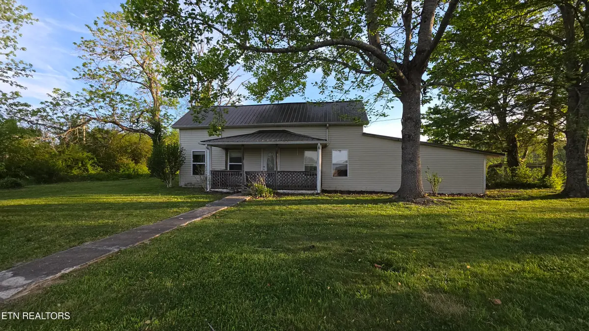 671 Williams Creek Rd, Oneida, TN 37841 - #1