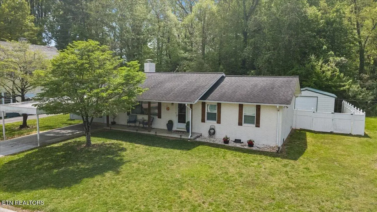 111 W Fir St, Lafollette, TN 37766 - #1