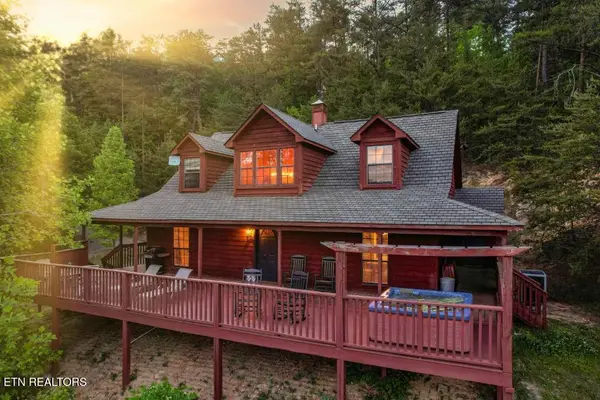 2059 Wicks Way, Sevierville, TN 37876