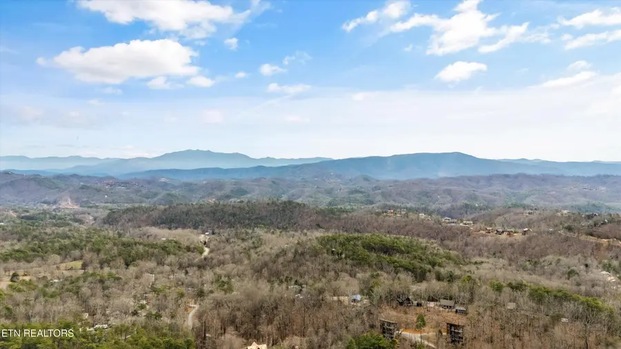2059 Wicks Way, Sevierville, TN 37876 - #2