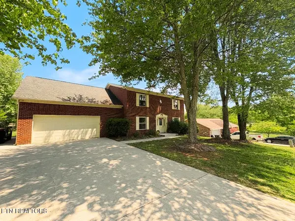 952 Spinnaker Rd, Knoxville, TN 37934