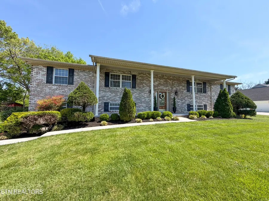 608 E Grinnell Circle, Knoxville, TN 37924 - #3