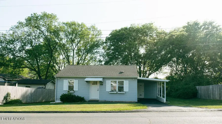 307 Levi St, Maryville, TN 37804 - #2