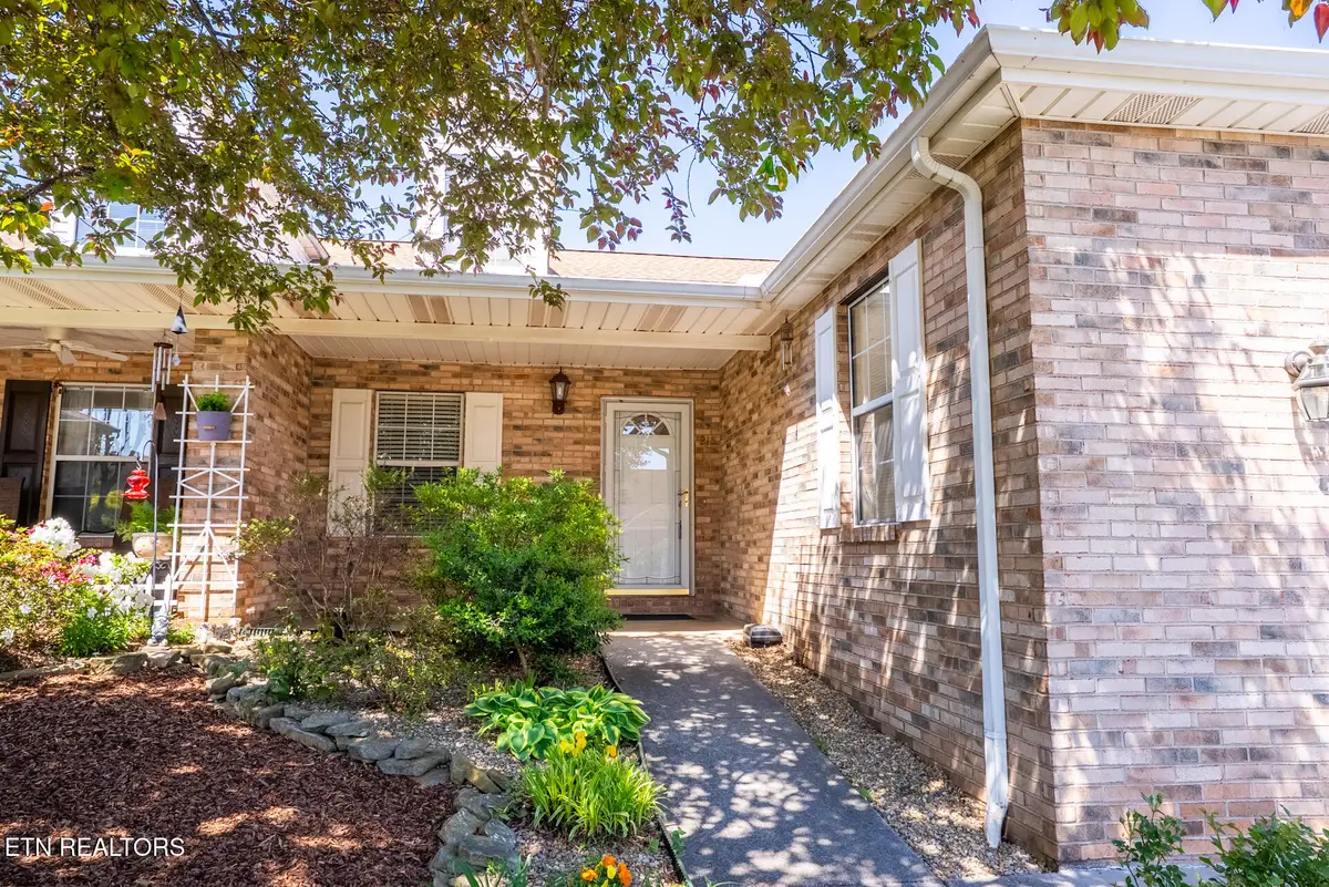 215 Royal Oaks Drive, Maryville, TN 37801 - #1